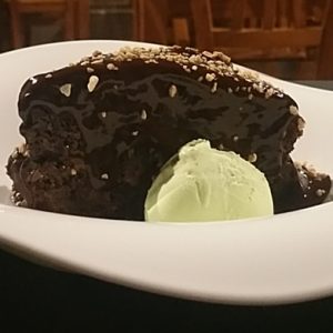 Hamburguesa-de-Chocolate-con-helado-de-Pistacho